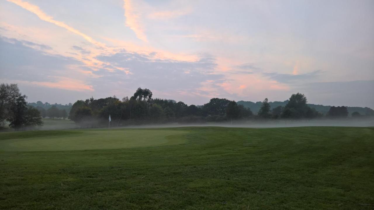 Blacknest Golf And Country Club Alton  Exteriér fotografie
